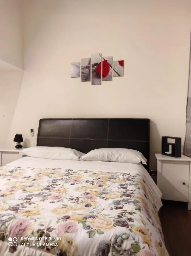 Apartment Ferienwohnung Nell'Antico Palazzo Salsi Neapel Italien